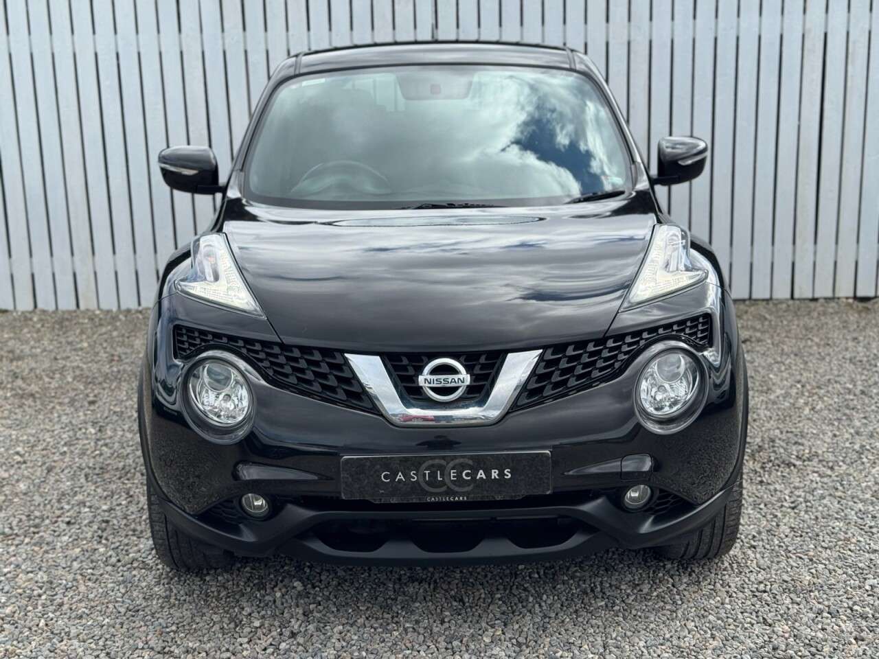 A 2015 NISSAN JUKE 1.5 dCi Acenta Premium SUV 5dr Diesel Manual Euro 6 (s/s) (110 ps) A 2015 NISSAN JUKE 1.5 dCi Acenta Premium SUV 5dr Diesel Manual Euro 6 (s/s) (110 ps)