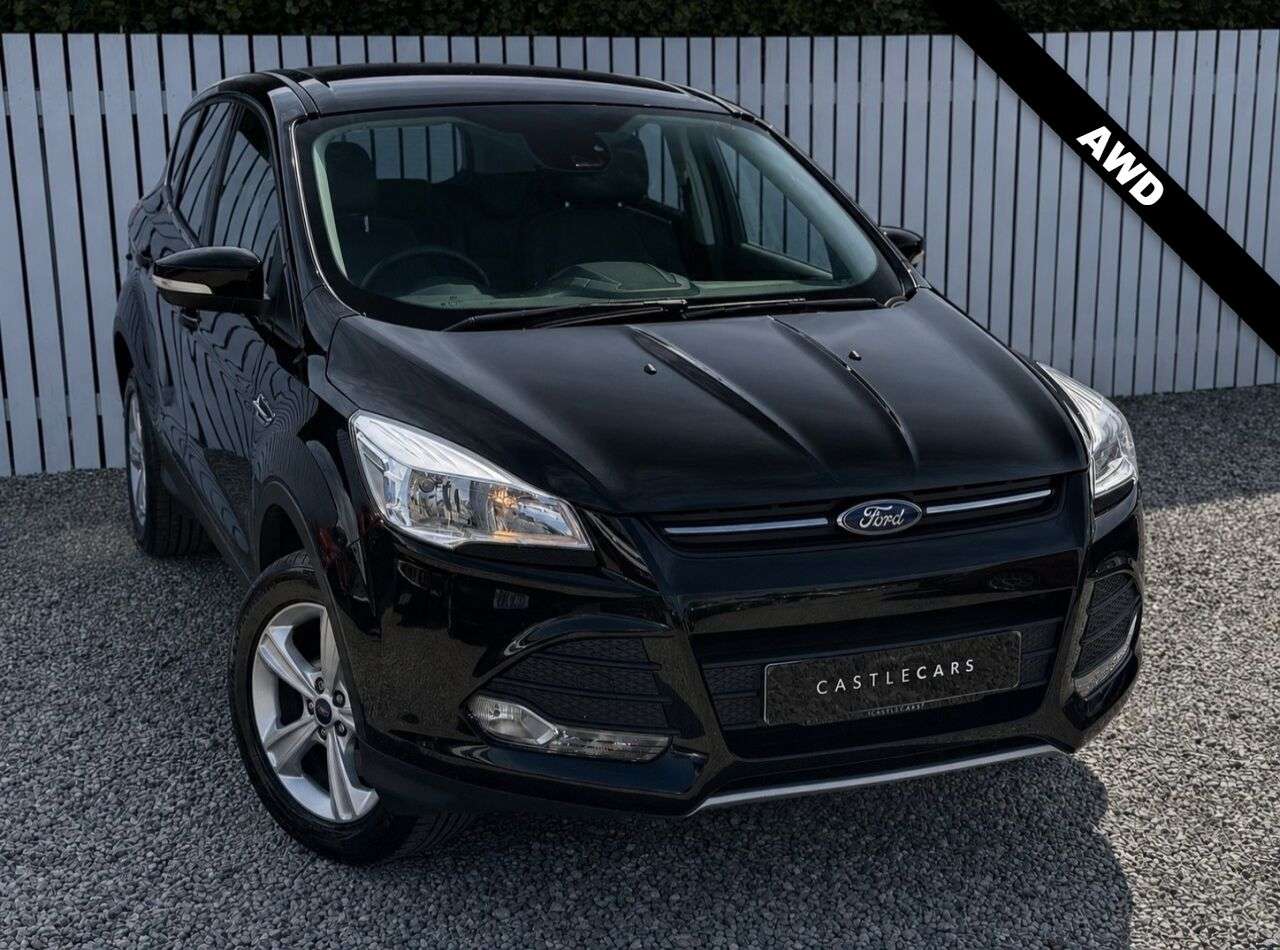 A 2016 FORD KUGA 2.0 TDCi EcoBlue Zetec SUV 5dr Diesel Manual AWD Euro 6 (s/s) (150 ps) A 2016 FORD KUGA 2.0 TDCi EcoBlue Zetec SUV 5dr Diesel Manual AWD Euro 6 (s/s) (150 ps)