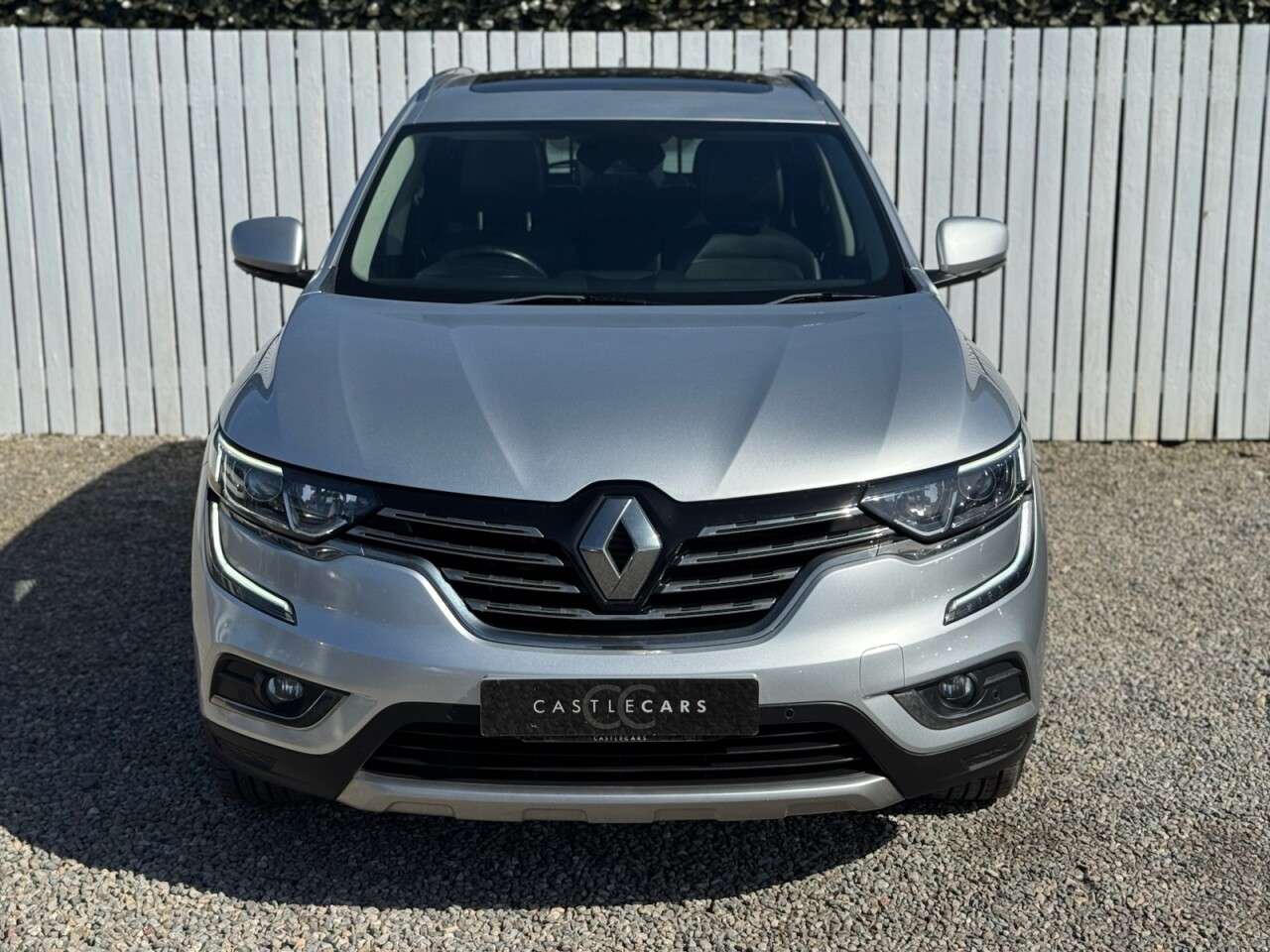 A 2018 RENAULT KOLEOS 2.0 dCi Dynamique S Nav SUV 5dr Diesel Manual 4WD Euro 6 (s/s) (175 ps) A 2018 RENAULT KOLEOS 2.0 dCi Dynamique S Nav SUV 5dr Diesel Manual 4WD Euro 6 (s/s) (175 ps)