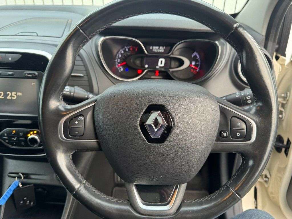 2017 RENAULT CAPTUR 2017 RENAULT CAPTUR