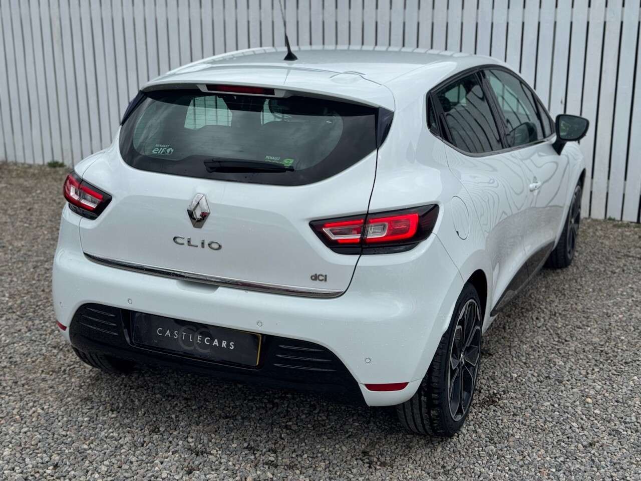 2017 RENAULT CLIO 2017 RENAULT CLIO