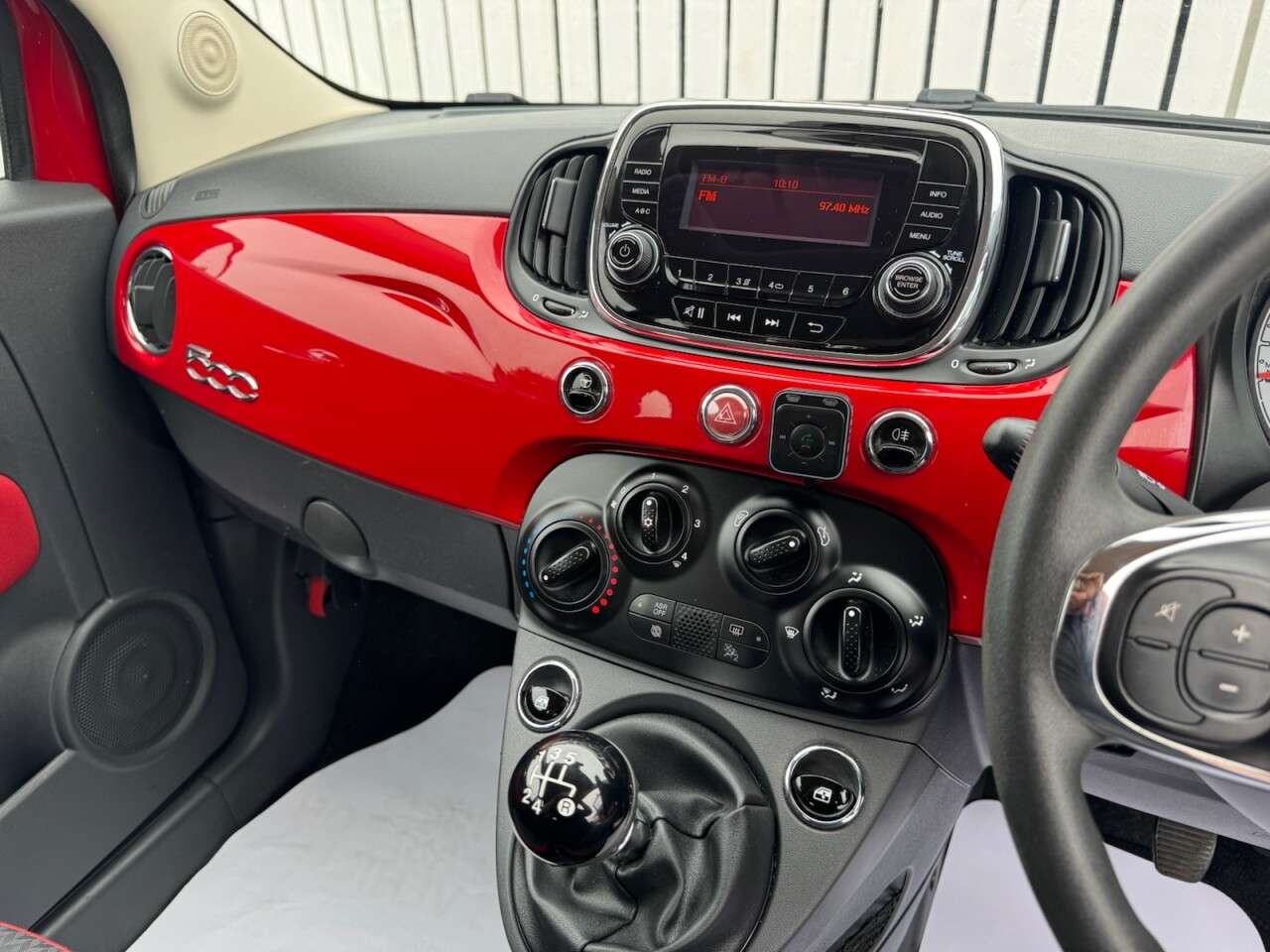 2016 FIAT 500 2016 FIAT 500