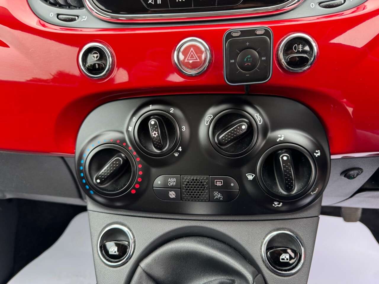 2016 FIAT 500 2016 FIAT 500