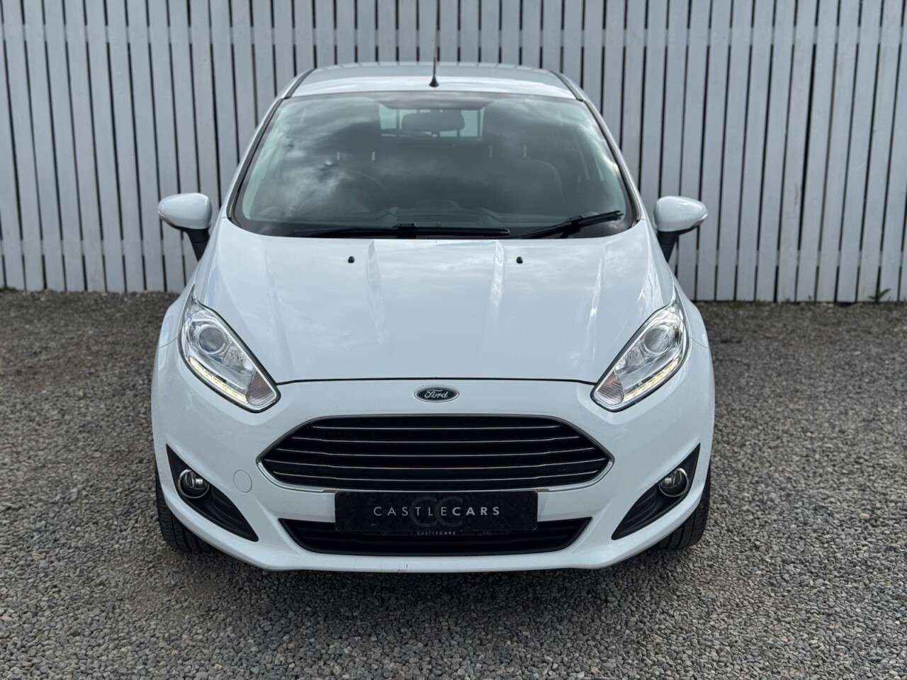 A 2016 FORD FIESTA 1.0T EcoBoost Zetec Hatchback 5dr Petrol Manual Euro 6 (s/s) (100 ps) A 2016 FORD FIESTA 1.0T EcoBoost Zetec Hatchback 5dr Petrol Manual Euro 6 (s/s) (100 ps)