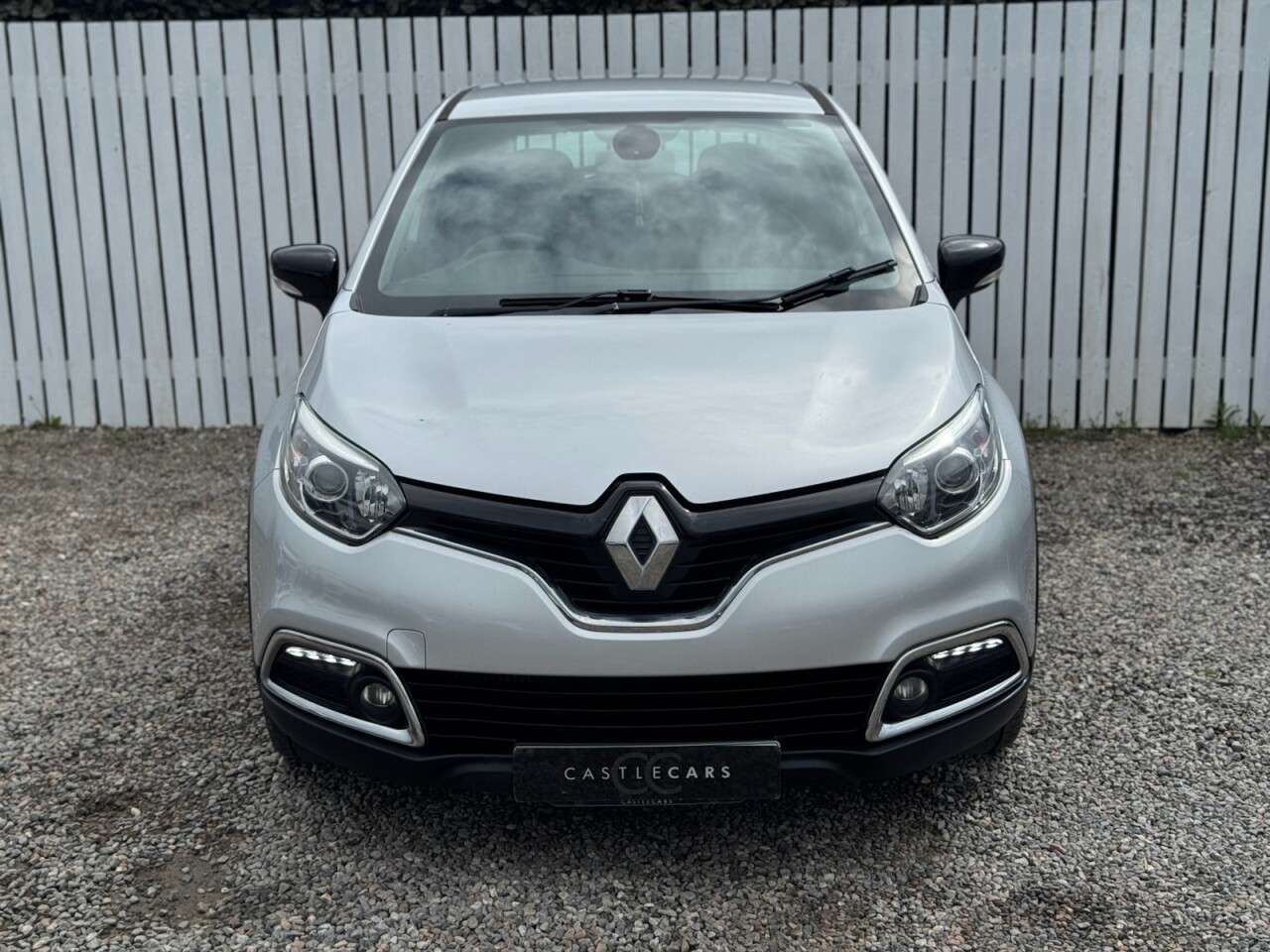 A 2016 RENAULT CAPTUR 1.5 dCi ENERGY Dynamique Nav SUV 5dr Diesel Manual Euro 6 (s/s) (90 ps) A 2016 RENAULT CAPTUR 1.5 dCi ENERGY Dynamique Nav SUV 5dr Diesel Manual Euro 6 (s/s) (90 ps)