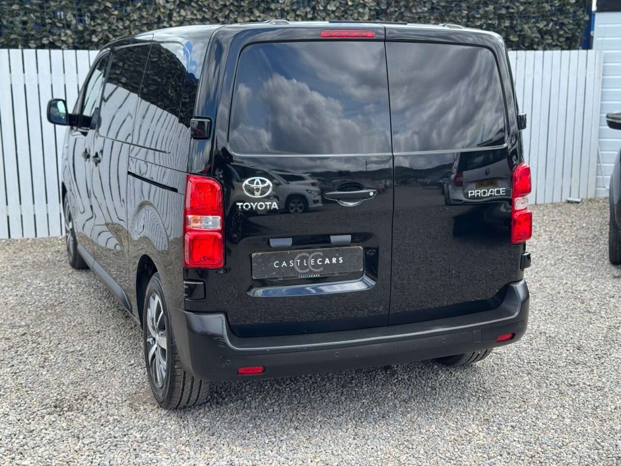 A 2019 TOYOTA PROACE 1.5D Icon Medium Panel Van 6dr Diesel Manual MWB Euro 6 (120 bhp) A 2019 TOYOTA PROACE 1.5D Icon Medium Panel Van 6dr Diesel Manual MWB Euro 6 (120 bhp)