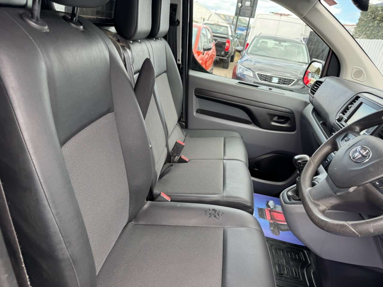 2019 TOYOTA PROACE 2019 TOYOTA PROACE