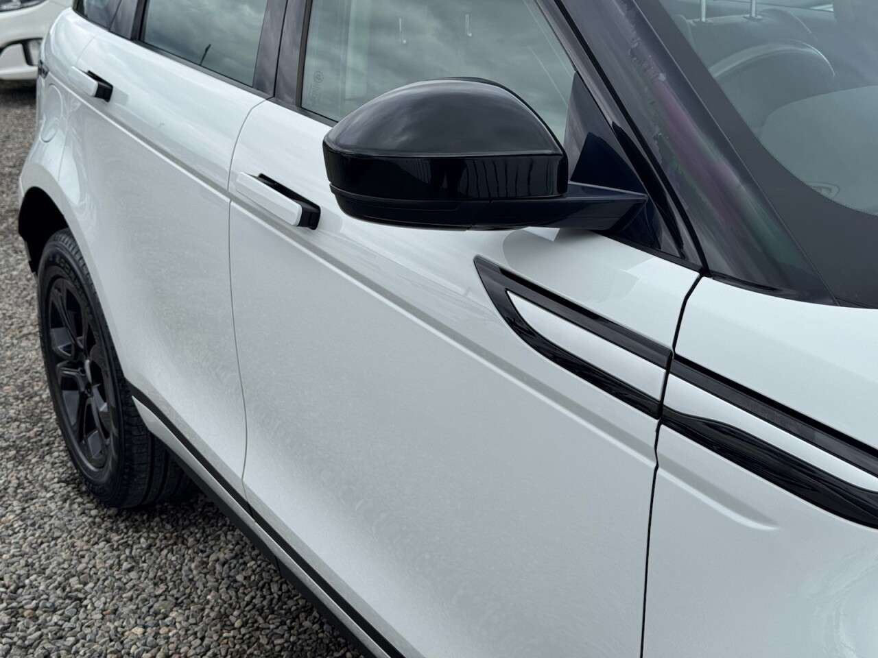 2019 LAND ROVER RANGE ROVER EVOQUE 2019 LAND ROVER RANGE ROVER EVOQUE