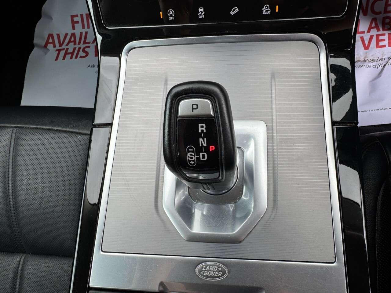 2019 LAND ROVER RANGE ROVER EVOQUE 2019 LAND ROVER RANGE ROVER EVOQUE
