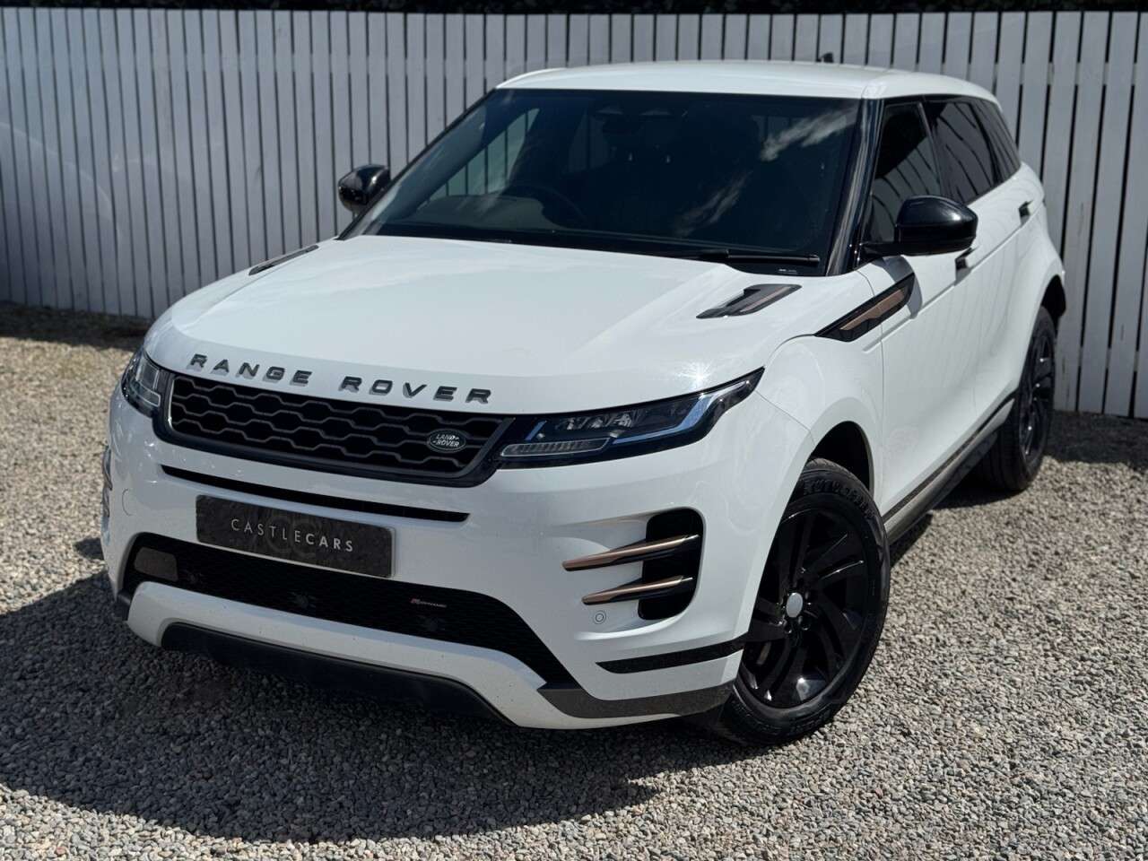 A 2023 LAND ROVER RANGE ROVER EVOQUE 2.0 D165 R-Dynamic S SUV 5dr Diesel Manual FWD Euro 6 (s/s) (163 ps) A 2023 LAND ROVER RANGE ROVER EVOQUE 2.0 D165 R-Dynamic S SUV 5dr Diesel Manual FWD Euro 6 (s/s) (163 ps)