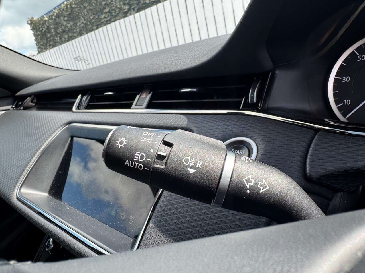 2023 LAND ROVER RANGE ROVER EVOQUE 2023 LAND ROVER RANGE ROVER EVOQUE