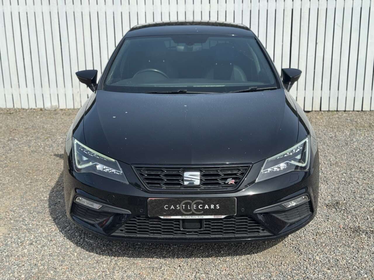 A 2020 SEAT LEON 1.5 TSI EVO FR Black Edition Hatchback 5dr Petrol Manual Euro 6 (s/s) (150 A 2020 SEAT LEON 1.5 TSI EVO FR Black Edition Hatchback 5dr Petrol Manual Euro 6 (s/s) (150