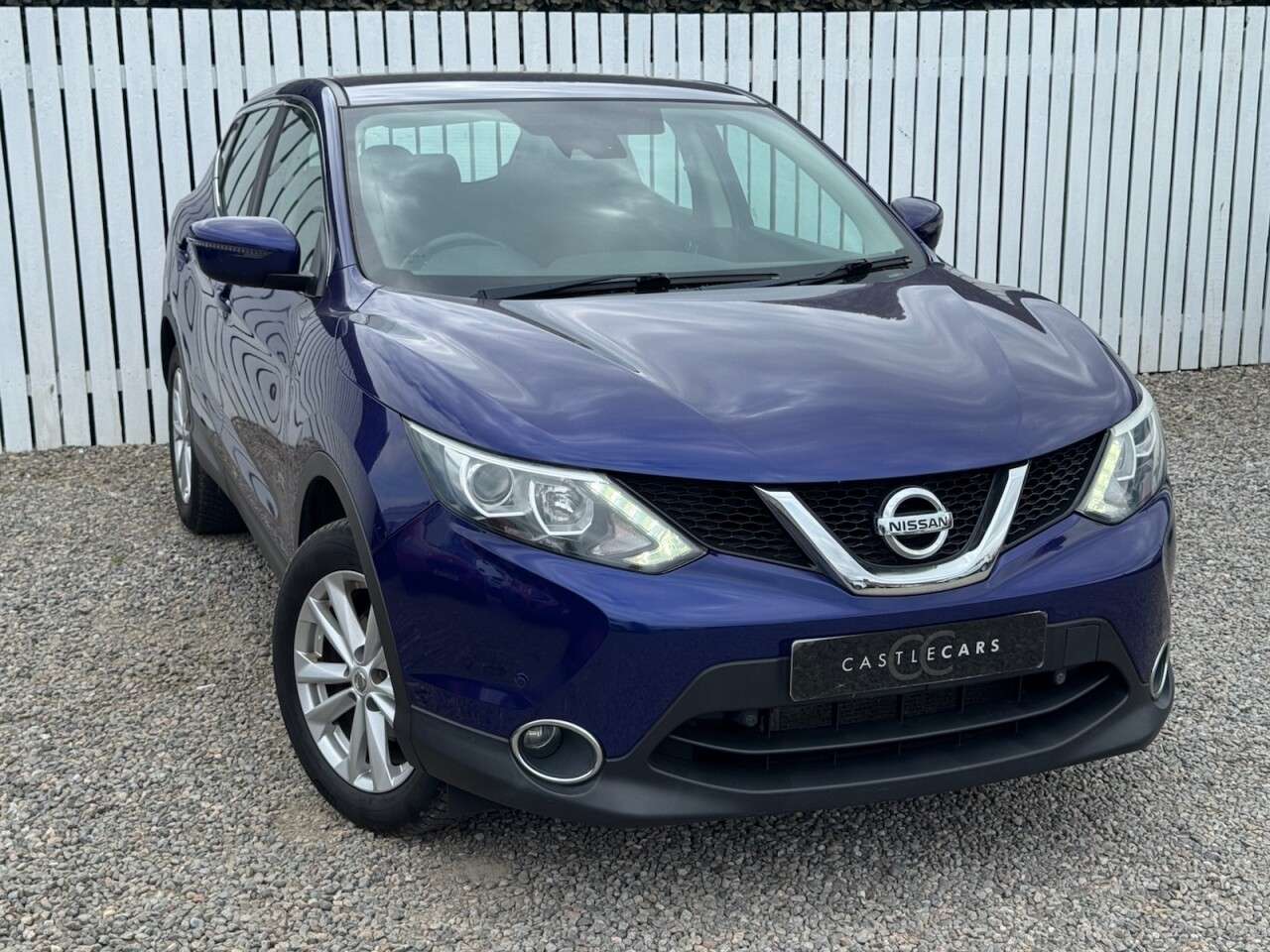 A 2015 NISSAN QASHQAI 1.2 DIG-T Acenta SUV 5dr Petrol Manual 2WD Euro 6 (s/s) (115 ps) A 2015 NISSAN QASHQAI 1.2 DIG-T Acenta SUV 5dr Petrol Manual 2WD Euro 6 (s/s) (115 ps)