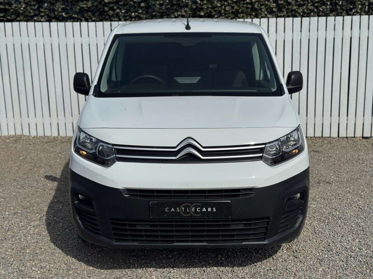 A 2021 CITROEN BERLINGO 1.5 BlueHDi 650 Enterprise M Pro Panel Van 5dr Diesel Manual SWB Euro 6 (75 A 2021 CITROEN BERLINGO 1.5 BlueHDi 650 Enterprise M Pro Panel Van 5dr Diesel Manual SWB Euro 6 (75