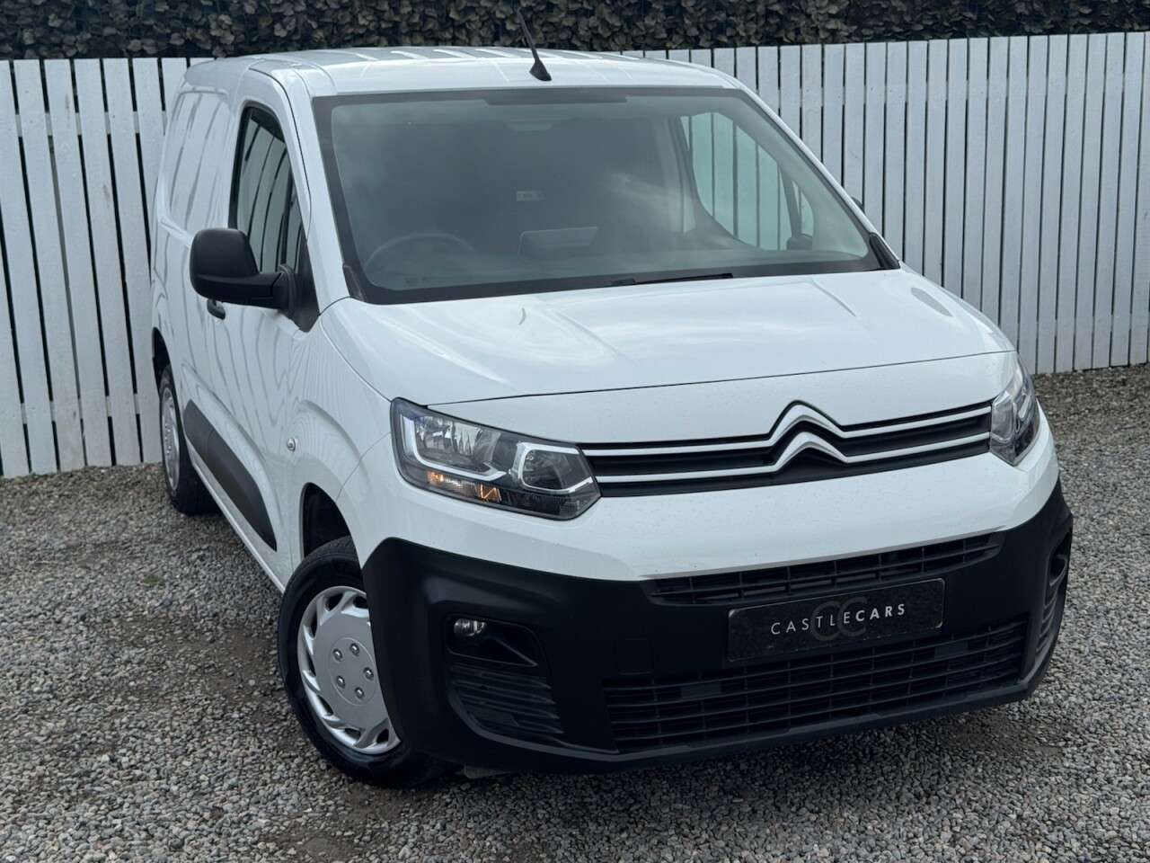 A 2021 CITROEN BERLINGO 1.5 BlueHDi 650 Enterprise M Pro Panel Van 5dr Diesel Manual SWB Euro 6 (75 A 2021 CITROEN BERLINGO 1.5 BlueHDi 650 Enterprise M Pro Panel Van 5dr Diesel Manual SWB Euro 6 (75