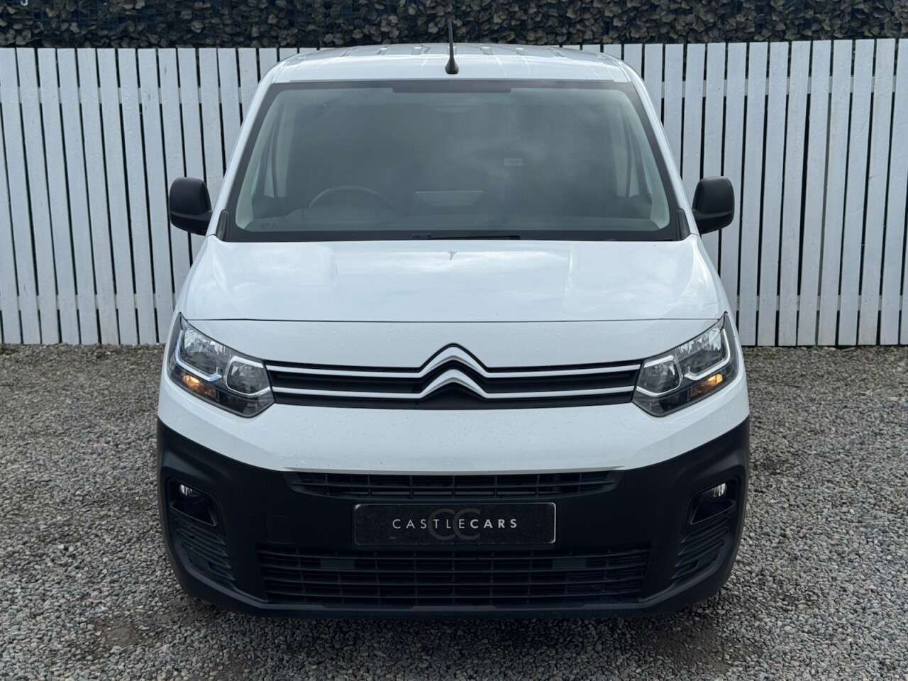 A 2021 CITROEN BERLINGO 1.5 BlueHDi 650 Enterprise M Pro Panel Van 5dr Diesel Manual SWB Euro 6 (75 A 2021 CITROEN BERLINGO 1.5 BlueHDi 650 Enterprise M Pro Panel Van 5dr Diesel Manual SWB Euro 6 (75
