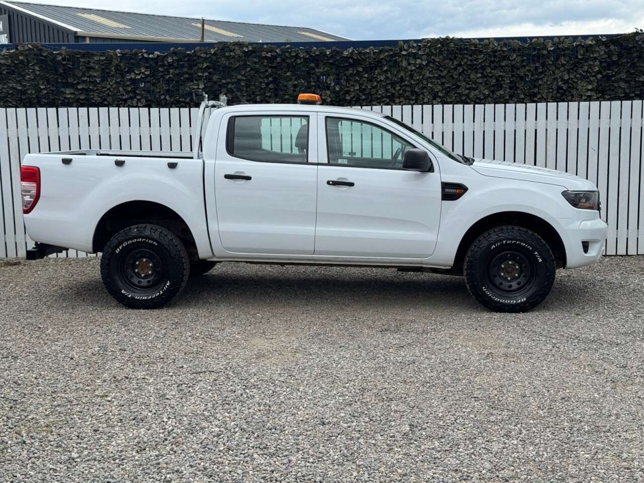 A 2021 FORD RANGER 2.0 EcoBlue XL Pickup Double Cab 4dr Diesel Manual 4WD Euro 6 (s/s) (170 ps A 2021 FORD RANGER 2.0 EcoBlue XL Pickup Double Cab 4dr Diesel Manual 4WD Euro 6 (s/s) (170 ps