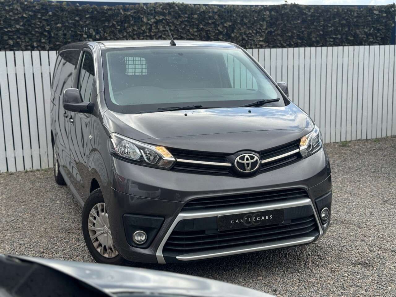 A 2017 TOYOTA PROACE 1.6D Comfort Medium Panel Van 6dr Diesel Manual MWB Euro 6 (s/s) (115 ps) A 2017 TOYOTA PROACE 1.6D Comfort Medium Panel Van 6dr Diesel Manual MWB Euro 6 (s/s) (115 ps)