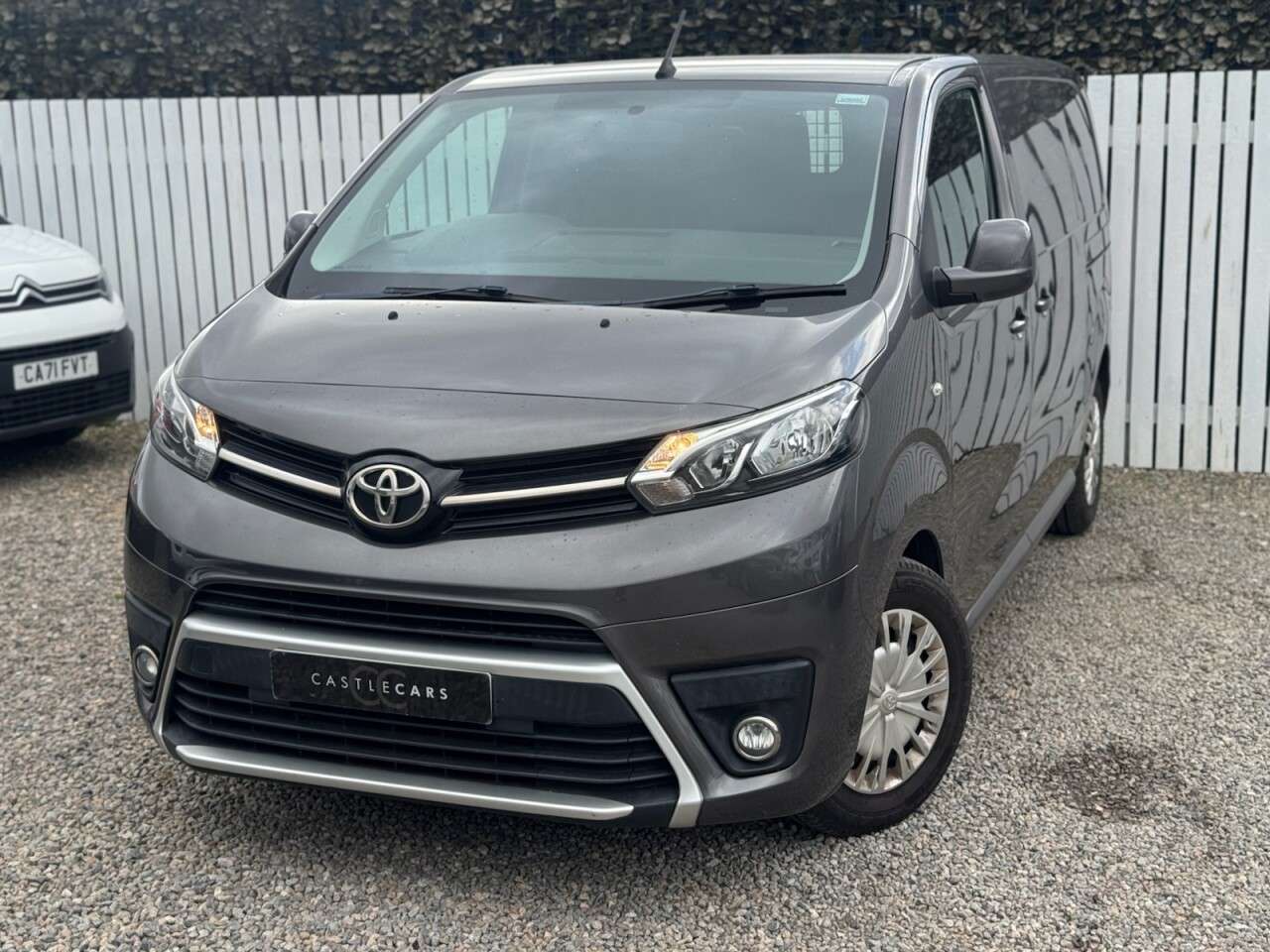 A 2017 TOYOTA PROACE 1.6D Comfort Medium Panel Van 6dr Diesel Manual MWB Euro 6 (s/s) (115 ps) A 2017 TOYOTA PROACE 1.6D Comfort Medium Panel Van 6dr Diesel Manual MWB Euro 6 (s/s) (115 ps)