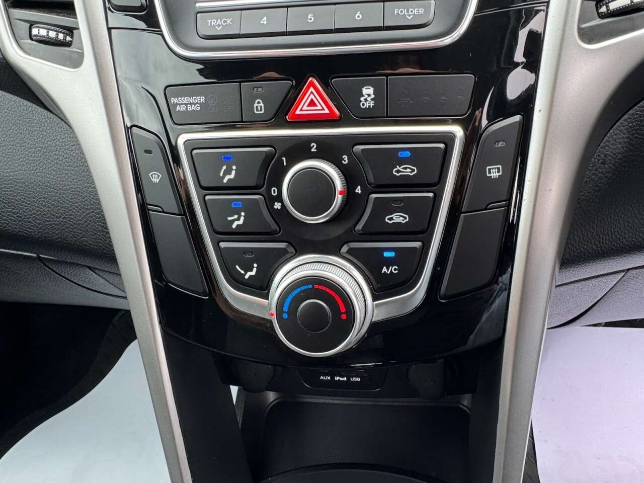 2016 HYUNDAI I30 2016 HYUNDAI I30