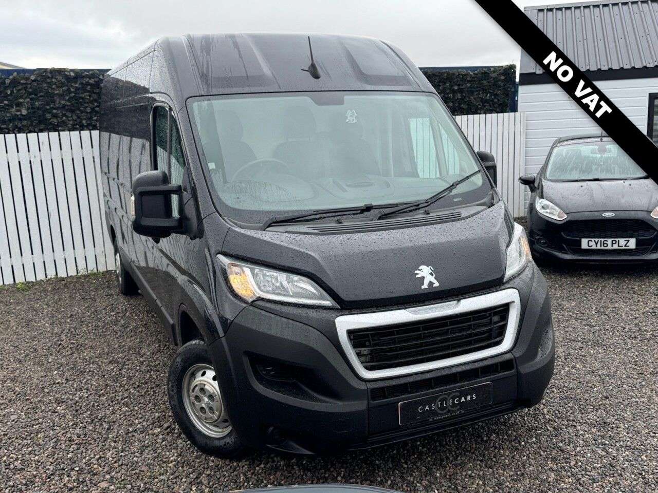 A 2021 PEUGEOT BOXER 2.2 BlueHDi 335 Professional Panel Van 5dr Diesel Manual L3 H2 Euro 6 (s/s) A 2021 PEUGEOT BOXER 2.2 BlueHDi 335 Professional Panel Van 5dr Diesel Manual L3 H2 Euro 6 (s/s)