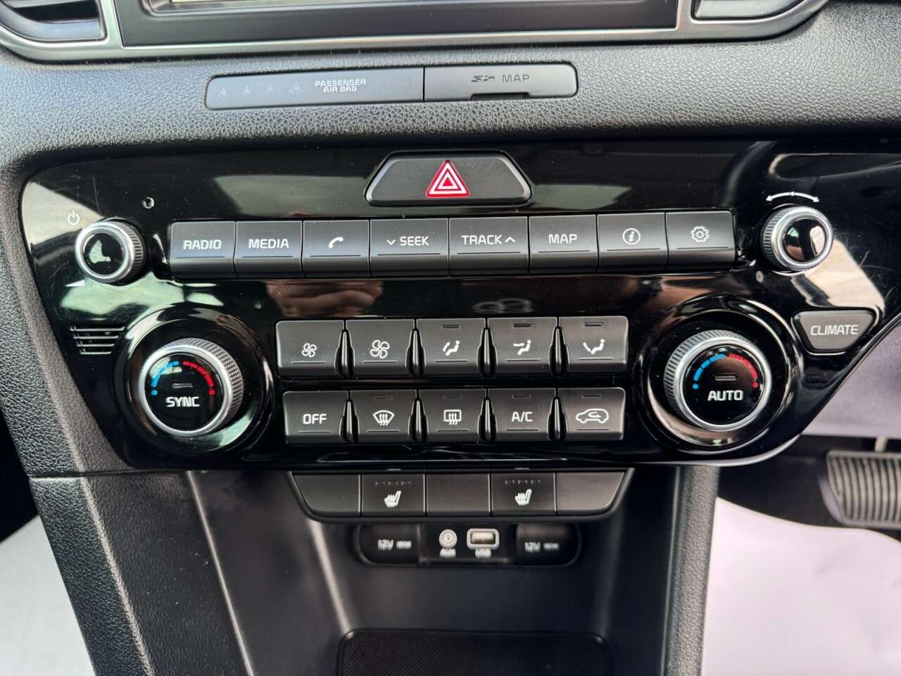 2018 KIA SPORTAGE 2018 KIA SPORTAGE