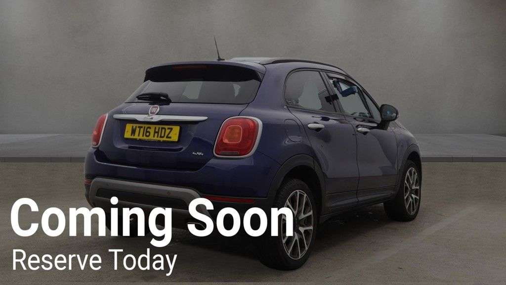 A 2016 FIAT 500X 2.0 MultiJetII Cross Plus SUV 5dr Diesel Auto 4WD Euro 6 (s/s) (140 ps) A 2016 FIAT 500X 2.0 MultiJetII Cross Plus SUV 5dr Diesel Auto 4WD Euro 6 (s/s) (140 ps)