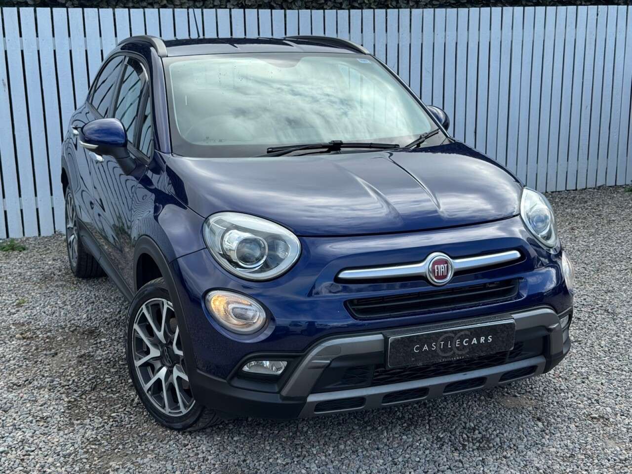 A 2016 FIAT 500X 2.0 MultiJetII Cross Plus SUV 5dr Diesel Auto 4WD Euro 6 (s/s) (140 ps) A 2016 FIAT 500X 2.0 MultiJetII Cross Plus SUV 5dr Diesel Auto 4WD Euro 6 (s/s) (140 ps)