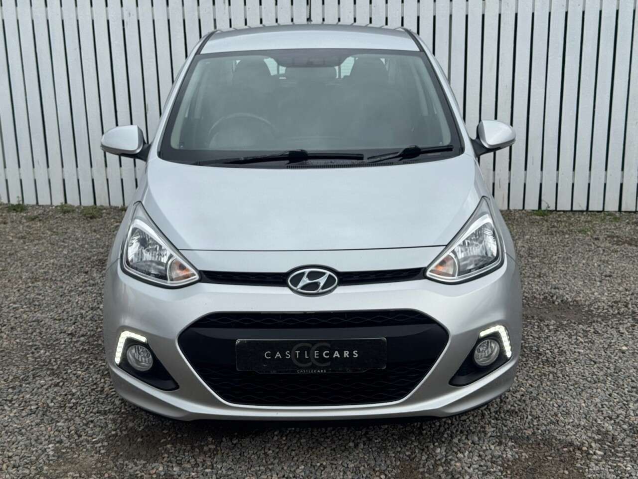 A 2014 HYUNDAI I10 1.2 Premium Hatchback 5dr Petrol Manual Euro 5 (87 ps) A 2014 HYUNDAI I10 1.2 Premium Hatchback 5dr Petrol Manual Euro 5 (87 ps)