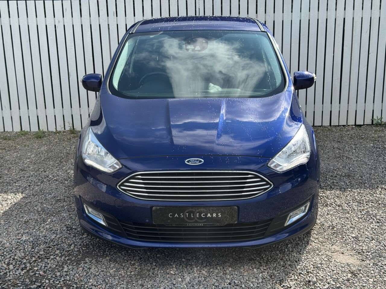A 2016 FORD C-MAX 1.5 TDCi Titanium MPV 5dr Diesel Manual Euro 6 (s/s) (120 ps) A 2016 FORD C-MAX 1.5 TDCi Titanium MPV 5dr Diesel Manual Euro 6 (s/s) (120 ps)