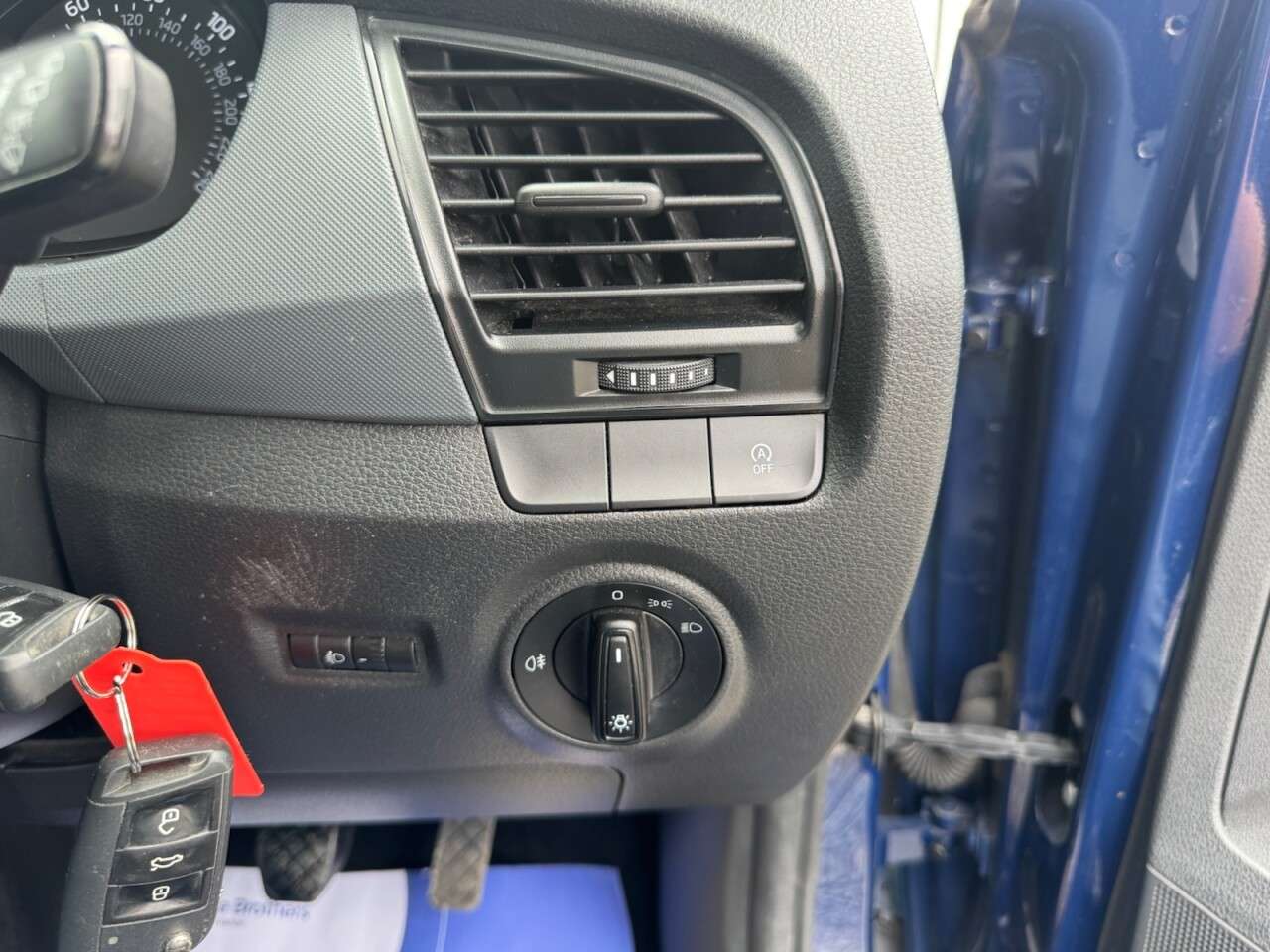 2017 SKODA FABIA 2017 SKODA FABIA