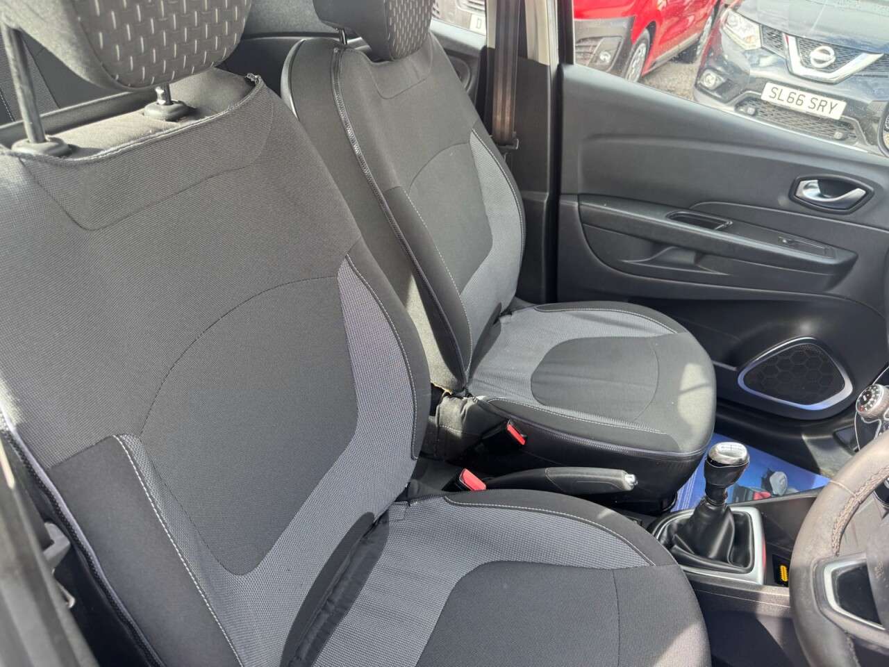 2017 RENAULT CAPTUR 2017 RENAULT CAPTUR