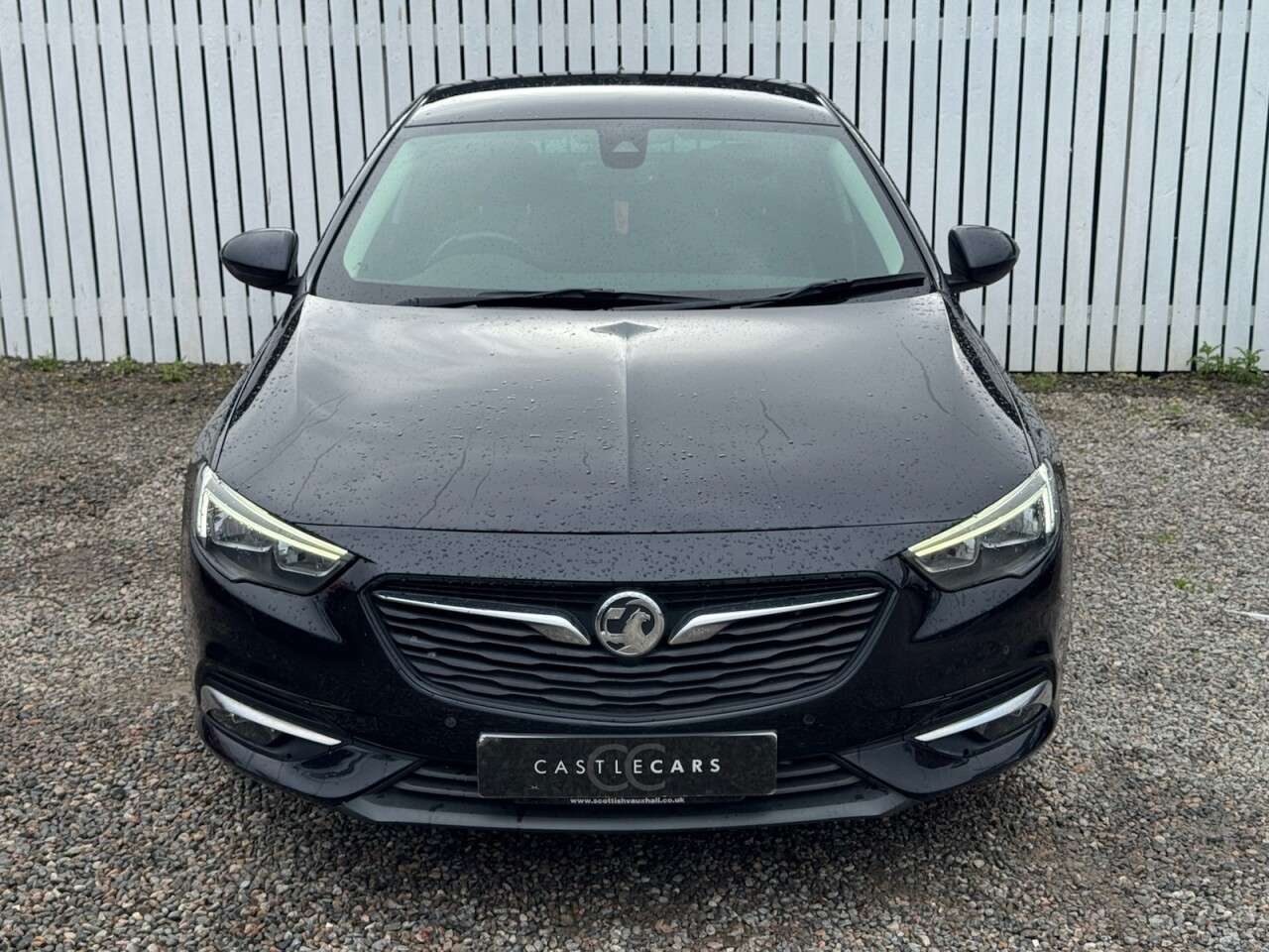 A 2017 VAUXHALL INSIGNIA 2.0 Turbo D BlueInjection SRi Nav Grand Sport 5dr Diesel Manual Euro 6 (s/s A 2017 VAUXHALL INSIGNIA 2.0 Turbo D BlueInjection SRi Nav Grand Sport 5dr Diesel Manual Euro 6 (s/s