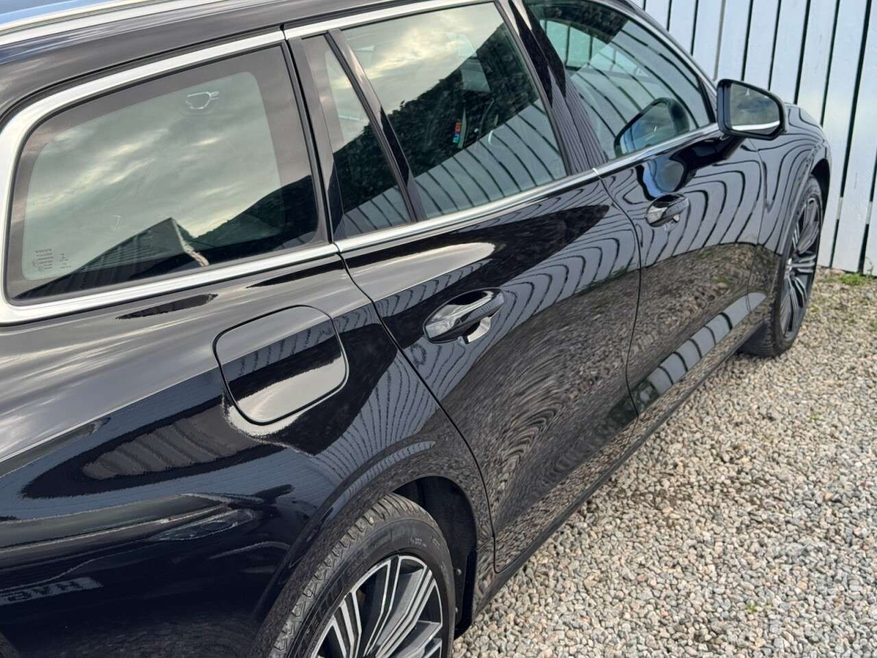 2018 VOLVO V60 2018 VOLVO V60