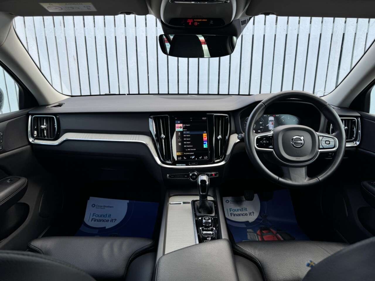 2018 VOLVO V60 2018 VOLVO V60