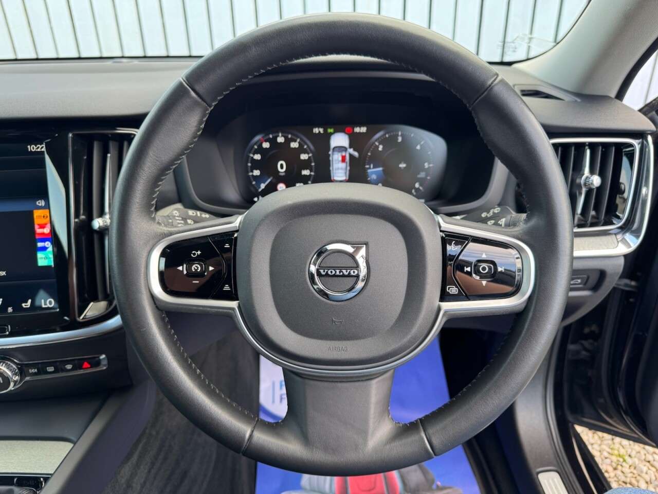 2018 VOLVO V60 2018 VOLVO V60