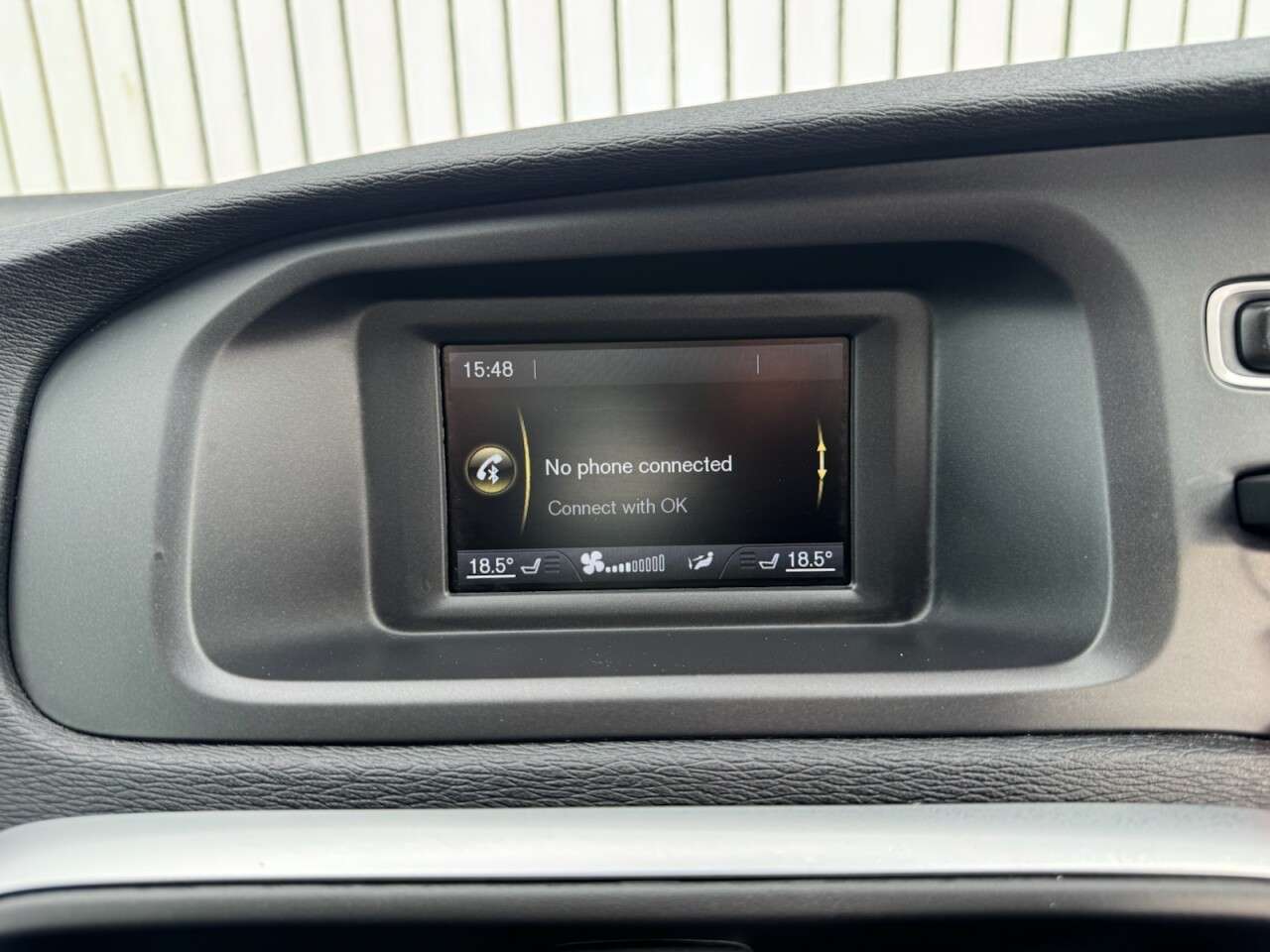 2019 VOLVO V40 2019 VOLVO V40