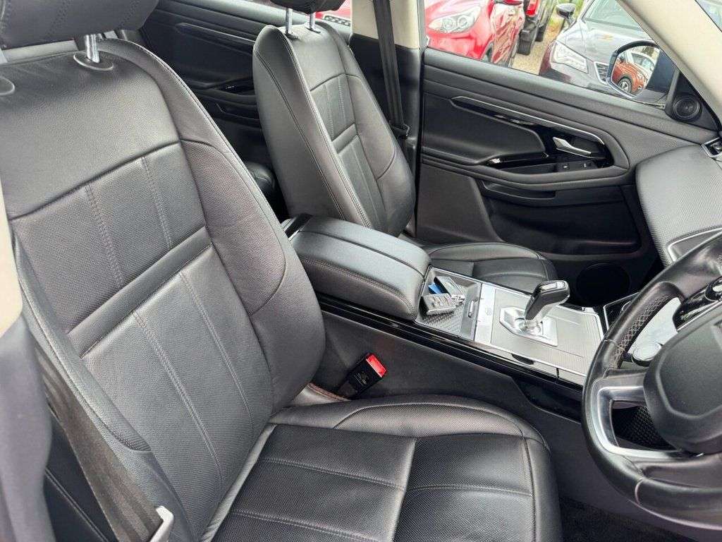 2019 LAND ROVER RANGE ROVER EVOQUE 2019 LAND ROVER RANGE ROVER EVOQUE