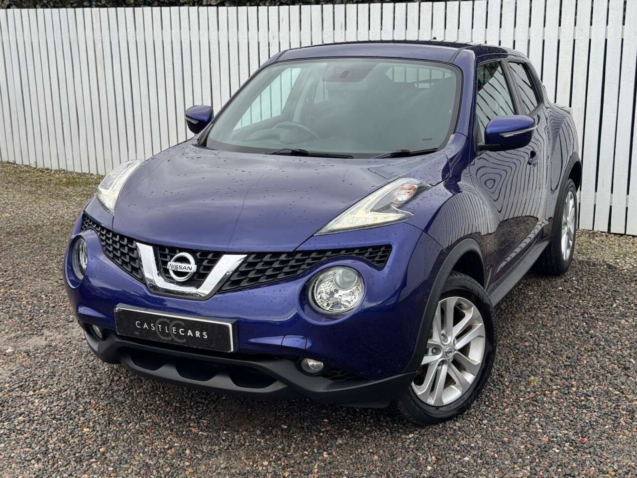 A 2016 NISSAN JUKE 1.2 DIG-T Acenta SUV 5dr Petrol Manual Euro 6 (s/s) (115 ps) A 2016 NISSAN JUKE 1.2 DIG-T Acenta SUV 5dr Petrol Manual Euro 6 (s/s) (115 ps)