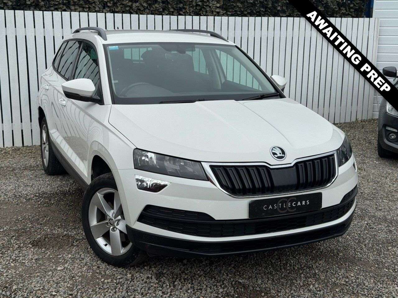 A 2018 SKODA KAROQ 1.0 TSI SE SUV 5dr Petrol Manual Euro 6 (s/s) (115 ps) A 2018 SKODA KAROQ 1.0 TSI SE SUV 5dr Petrol Manual Euro 6 (s/s) (115 ps)