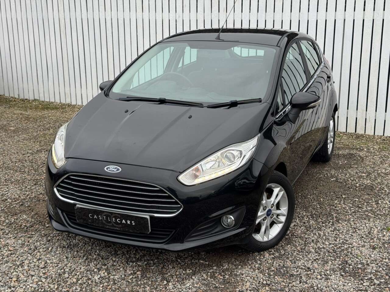 A 2015 FORD FIESTA 1.0T EcoBoost Zetec Hatchback 5dr Petrol Manual Euro 6 (s/s) (100 ps) A 2015 FORD FIESTA 1.0T EcoBoost Zetec Hatchback 5dr Petrol Manual Euro 6 (s/s) (100 ps)