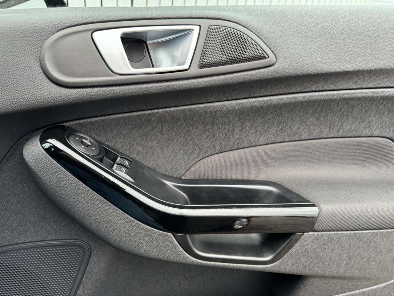 2015 FORD FIESTA 2015 FORD FIESTA