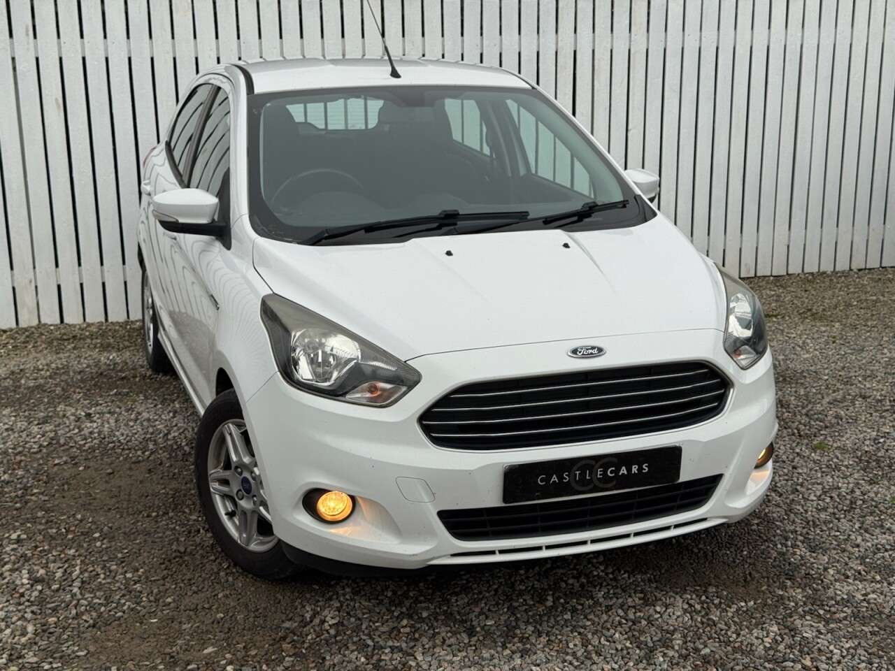 A 2017 FORD KA+ 1.2 Ti-VCT Zetec Hatchback 5dr Petrol Manual Euro 6 (70 ps) A 2017 FORD KA+ 1.2 Ti-VCT Zetec Hatchback 5dr Petrol Manual Euro 6 (70 ps)