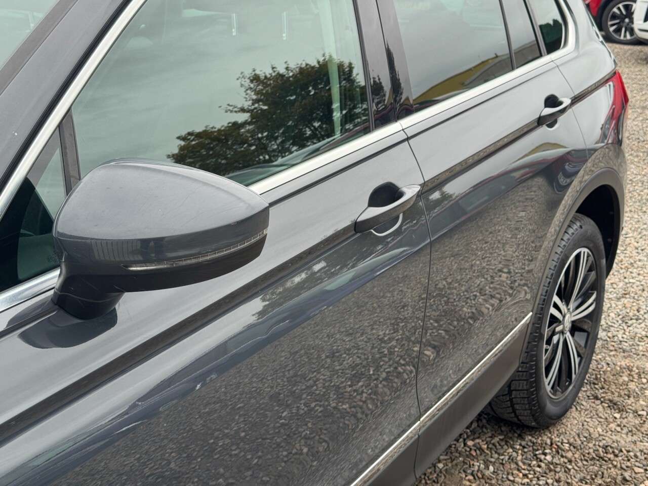 2017 VOLKSWAGEN TIGUAN 2017 VOLKSWAGEN TIGUAN