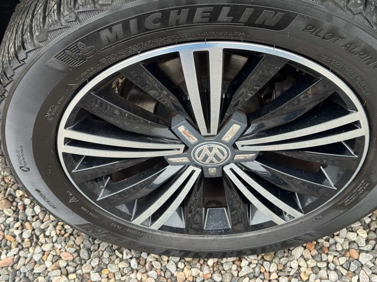 2017 VOLKSWAGEN TIGUAN 2017 VOLKSWAGEN TIGUAN