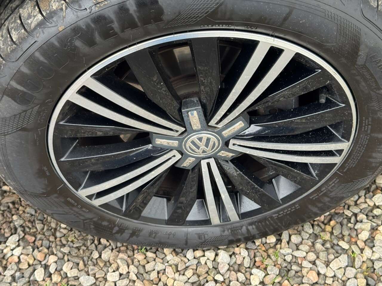 2017 VOLKSWAGEN TIGUAN 2017 VOLKSWAGEN TIGUAN