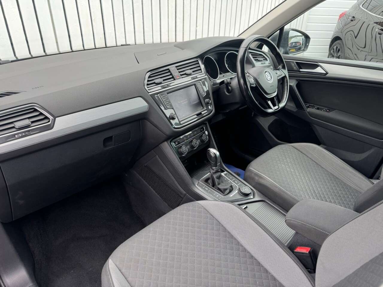 2017 VOLKSWAGEN TIGUAN 2017 VOLKSWAGEN TIGUAN