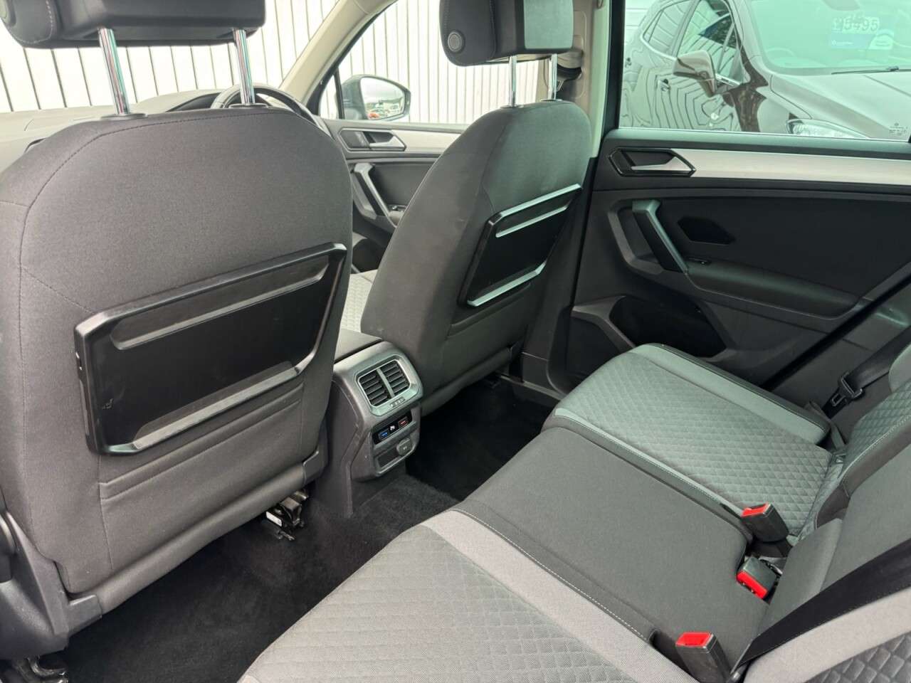 2017 VOLKSWAGEN TIGUAN 2017 VOLKSWAGEN TIGUAN