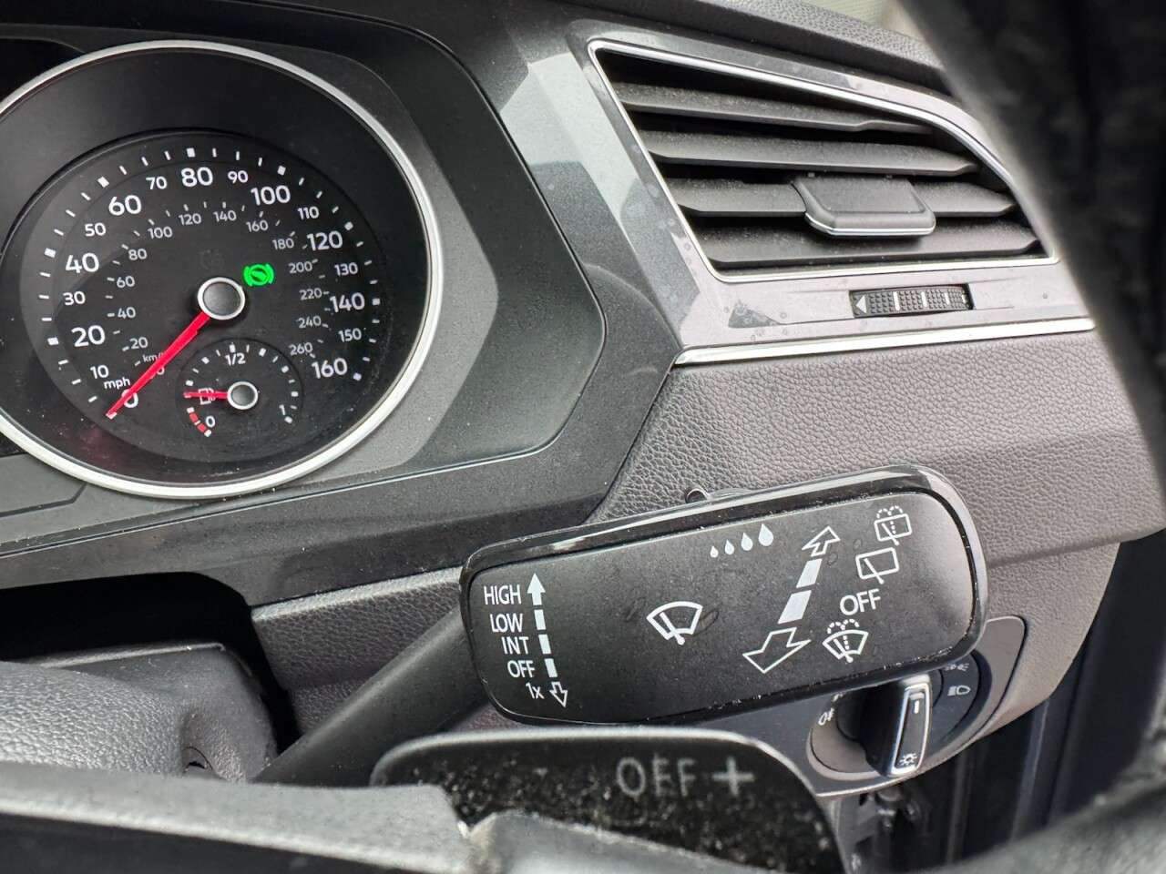 2017 VOLKSWAGEN TIGUAN 2017 VOLKSWAGEN TIGUAN