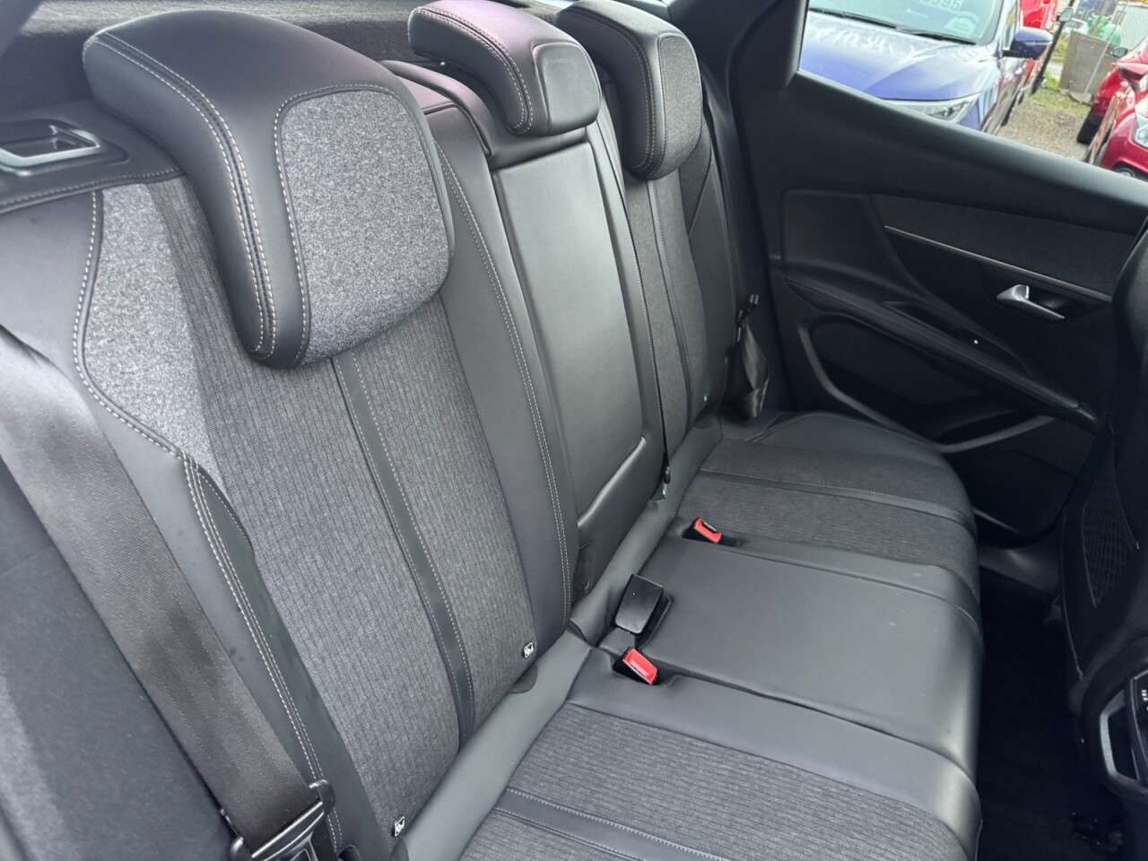 2019 PEUGEOT 3008 2019 PEUGEOT 3008